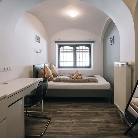 4 Albergue *