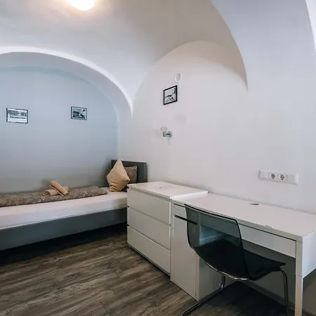 4 Albergue *